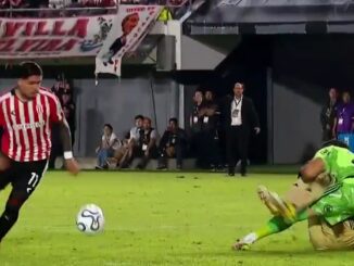 Increíble error defensivo de Cusco en Libertadores
