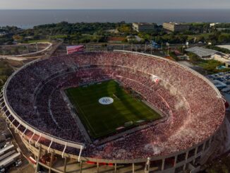 El Millonario juega esta noche ante Aldosivi en el Monumental. Caos en la llegada a River por derrumbe en el Puente Labruna