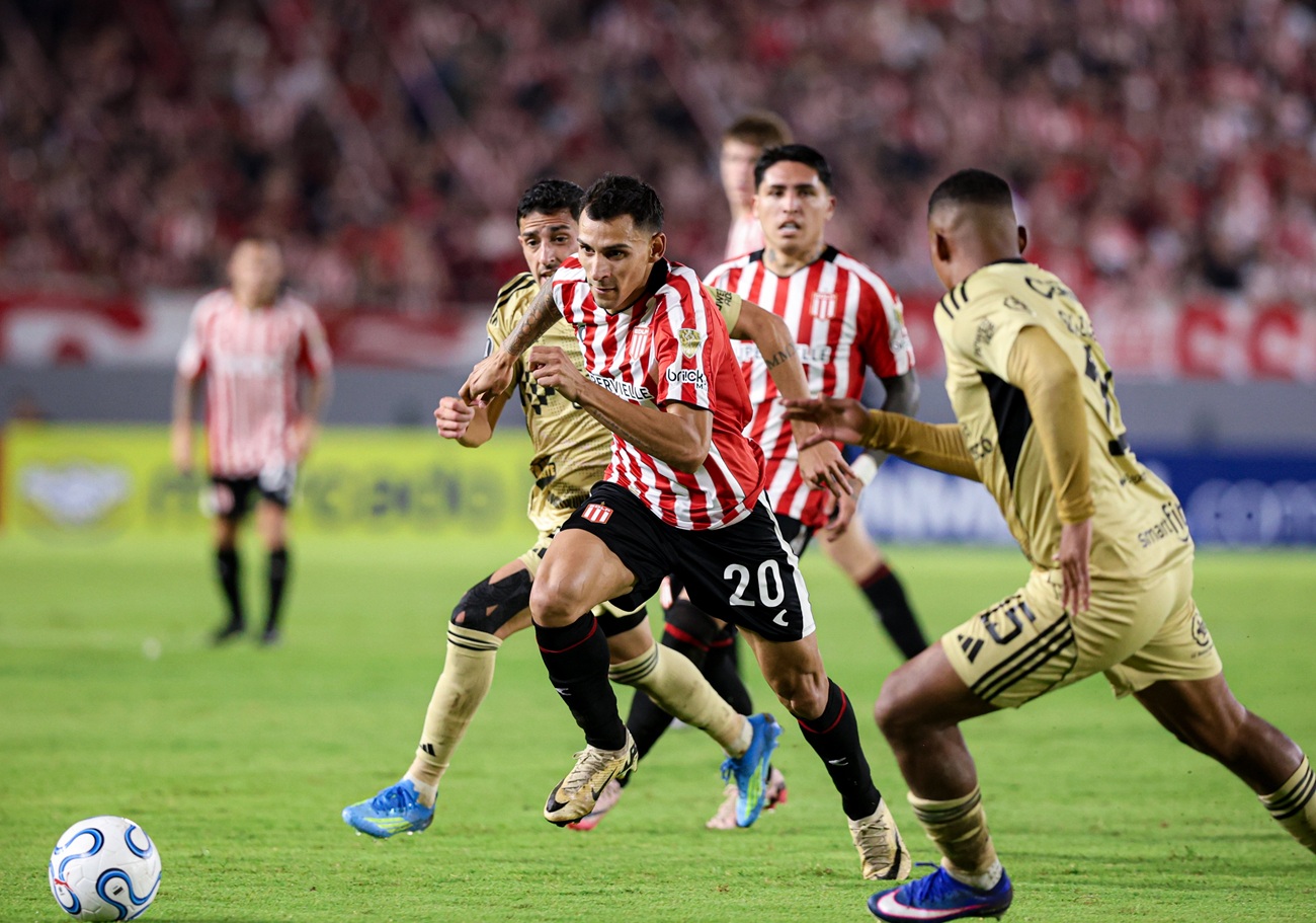 Estudiantes logró ante Cusco su primer triunfo copero