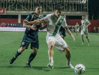 Argentinos Juniors volvió a sonreir bajo la lluvia