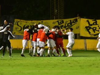 Deportivo Madryn venció a Mitre en Santiago del Estero por tres tantos contra uno para triunfar por primera vez como visitante en este torneo.