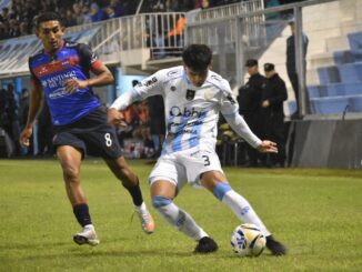 Güemes dio el golpe en Santa Fe y se llevó la victoria en su visita a Atlético Rafaela por dos tantos contra uno.