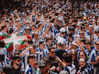 Tres especiales de Renfe. Miles de almas Txuri Urdines. Real Sociedad llena las calles de Sevilla y sueña con la Copa del Rey