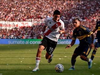 Boca venció a River y se quedó con el Superclásico gracias a un tanto señalado por Leandro Paredes mediante un penal.