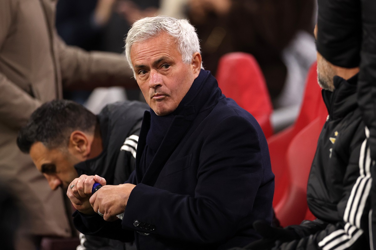 «Será decisión suya si regresa a River o continúa en Benfica», dijo José Mourinho sobre Nicolás Otamendi