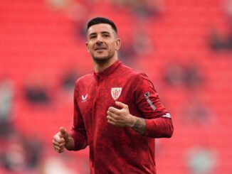 Momento de tensión en Athletic de Bilbao y Osasuna por La Liga. Yuri Berchiche cayó sólo y fue reemplazado por precaución en Bilbao