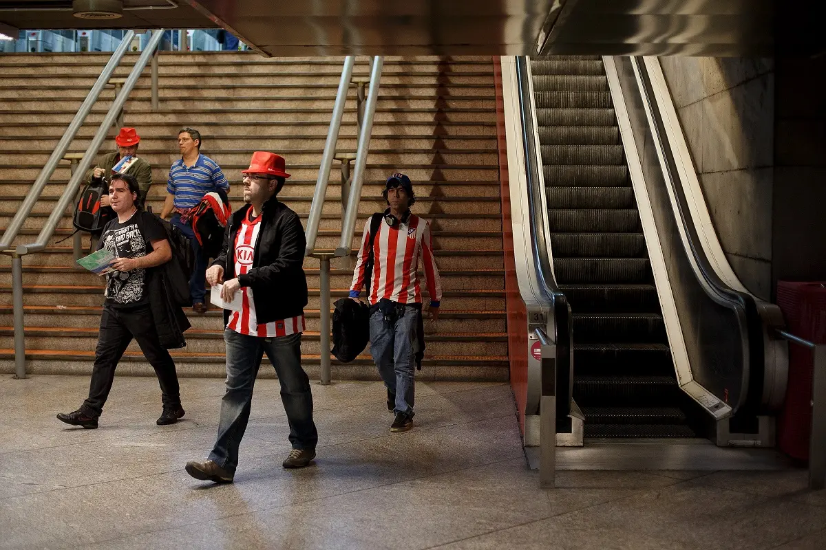 España pone servicios de trenes especiales para la final de Copa del Rey