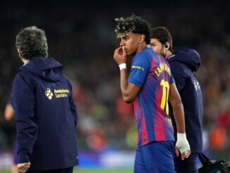 El astro del Barcelona salió lesionado ante Celta. Algunos indican que un desgarro podría dejar a Lamine Yamal sin Copa del Mundo
