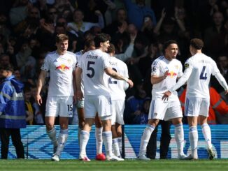 Leeds goleó y Wolves quedó al borde del descenso en Premier