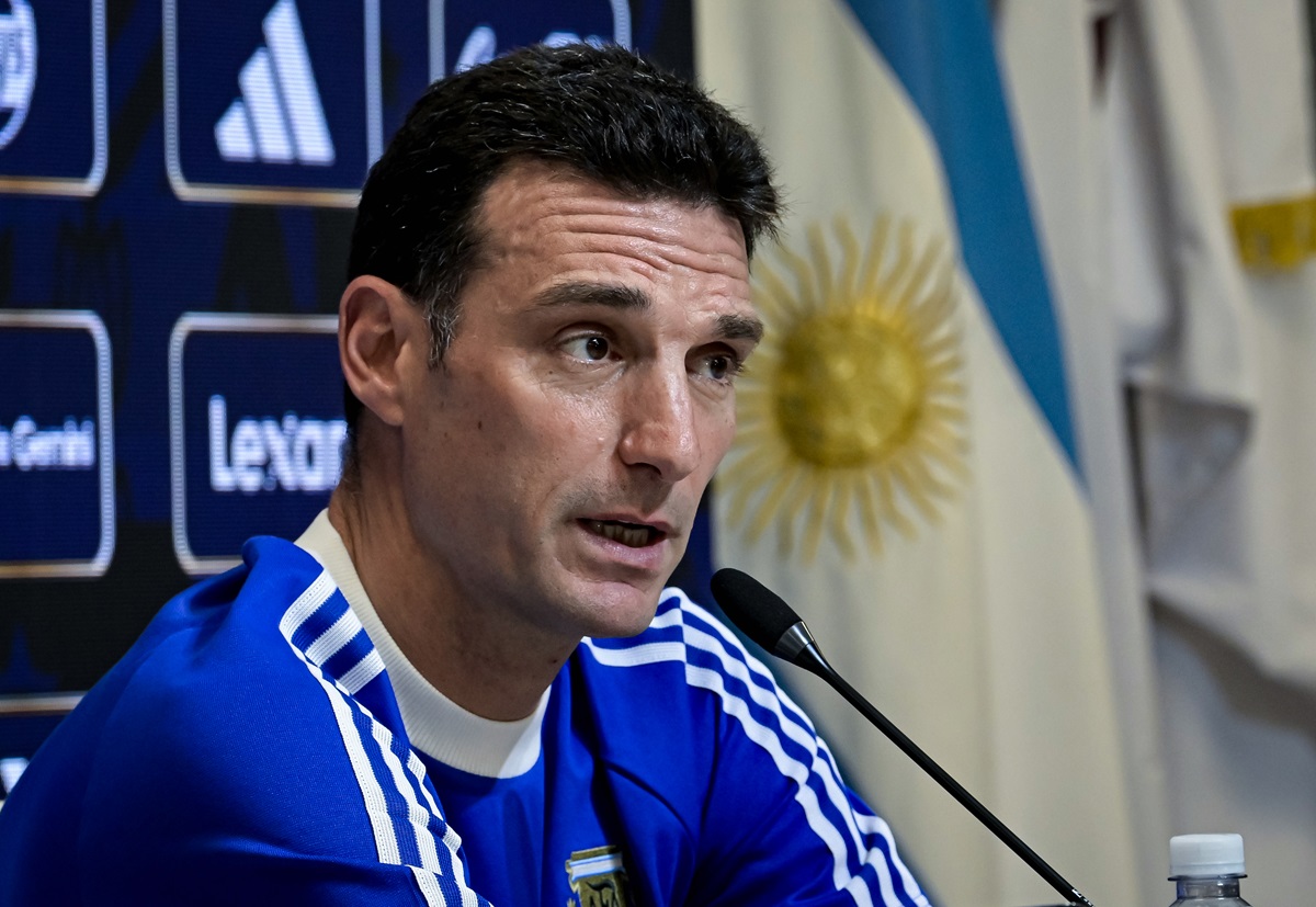 El Merengue tiene cinco nombres de entrenador en carpeta y dos son argentinos. Lionel Scaloni entró en el radar de Real Madrid