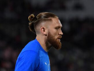 ¡Insólito! Isidro Pitta salvó al Bragantino y recibió un botellazo de un compañero en el festejo