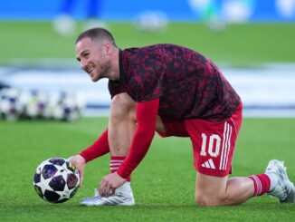 El campeón del mundo con Argentina irá al banco de relevos. Alexis Mac Allister será suplente en Everton - Liverpool