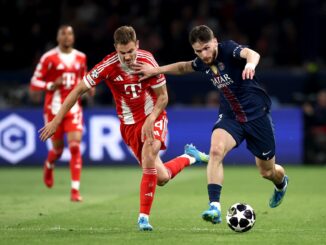 El georgiano sintió un pinchazo en Champions League. Khvicha Kvaratskhelia preocupó con un pinchazo pero no se lesionó en PSG
