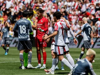 Rayo resucitó ante Real Sociedad y rescató un 3-3 de locos antes de las semis de Conference League