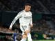 Kylian Mbappé pidió el cambio por una molestia física