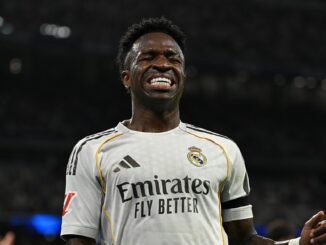 Silbidos para Vinicius en el Santiago Bernabéu