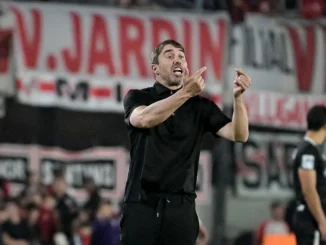 Eduardo Coudet: "Quieren convencer a la gente de que River no juega bien"