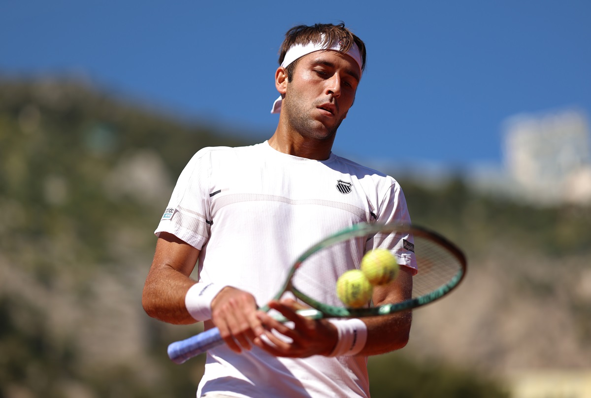 Tomás Etcheverry eliminó a Dino Prizmic y avanzó a octavos en Madrid