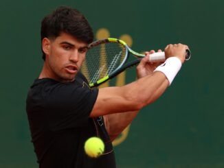 El número 1 del ranking ATP necesitó una hora para avanzar de ronda. Carlos Alcaraz no tuvo piedad con Sebastián Báez en Montecarlo