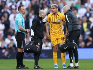 El entrenador del Brighton aclaró que fue más leve de lo que parecía. La lesión de Diego Gómez no es tan grave y hay esperanzas en Paraguay