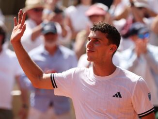 El argentino se impuso en cinco sets ante el español. Juanma Cerúndolo derrotó a Landaluce y se metió en octavos de Roland Garros