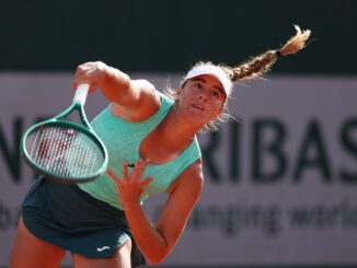 La argentina le ganó a la finalista del año pasado en tres sets. Solana Sierra sacudió Roland Garros y eliminó a Jasmine Paolini