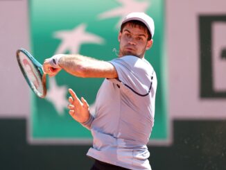 El argentino se impuso 6-1, 6-4, y 6-3 ante Zhang Zhizhen. Debut soñado para Facundo Díaz Acosta en Roland Garros