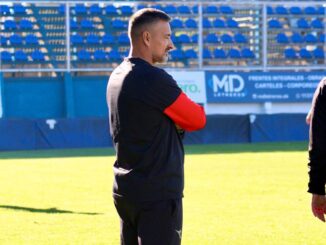 Néstor Fernández se alejó de Deportivo Español tras la derrota ante Fénix