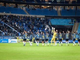 Gremio venció con claridad a Palestino y lucha por el primer puesto