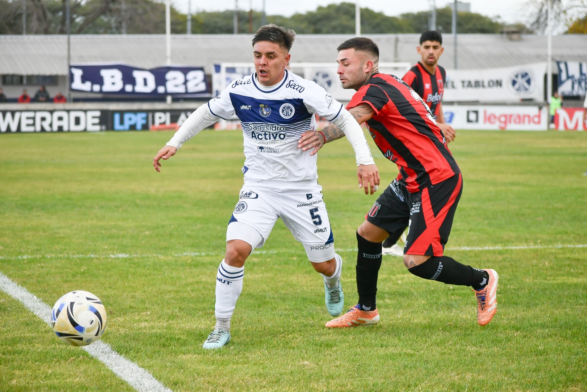 Acassuso golpeó temprano ante Defensores de Belgrano y volvió al triunfo tras diez fechas