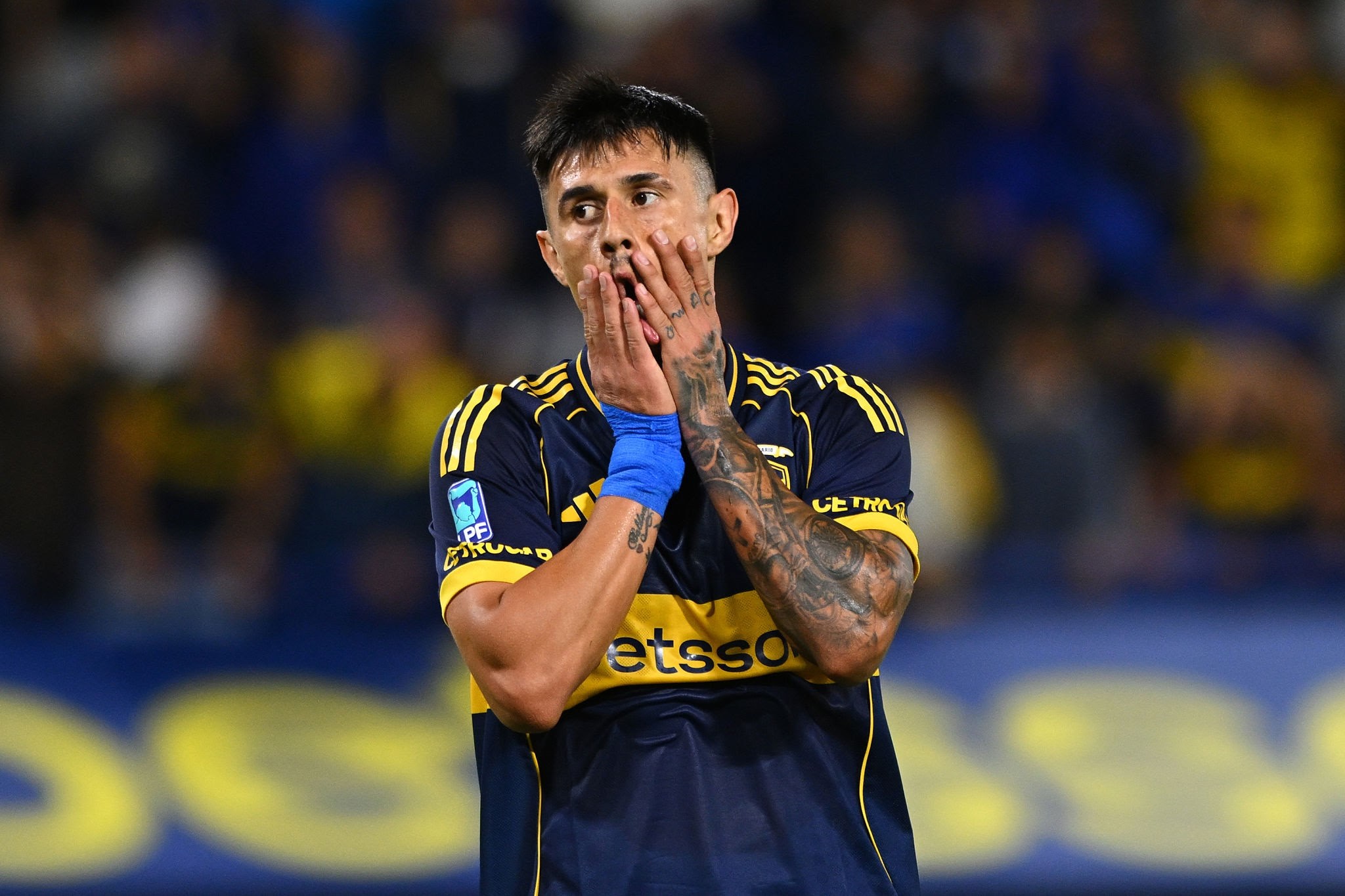 Adam Bareiro preservado por las cuatro amarillas: No va ni al banco con Central Córdoba