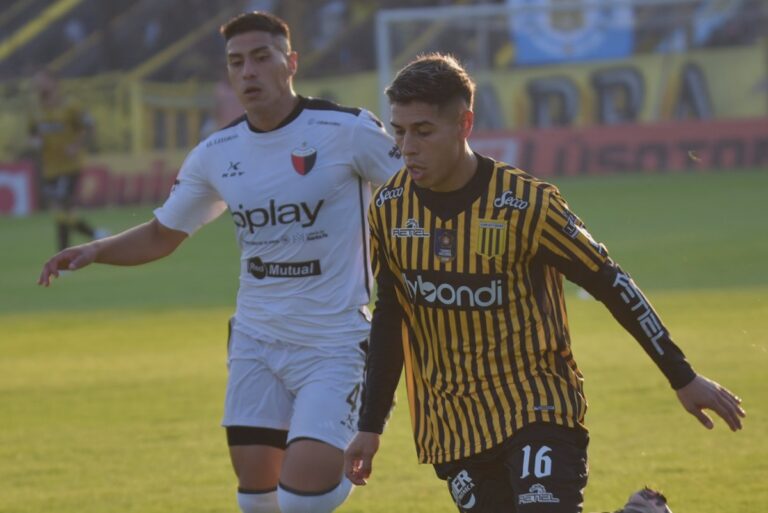 Colón empató con Almirante Brown y dejó puntos claves arriba