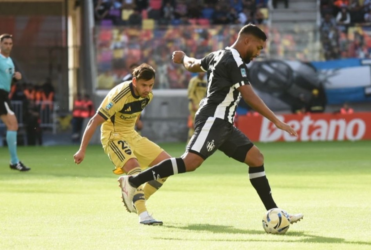 El Xeneize triunfó con goles de Velasco y Milton Giménez. Boca le ganó a Central Córdoba y es el provisorio uno de su grupo