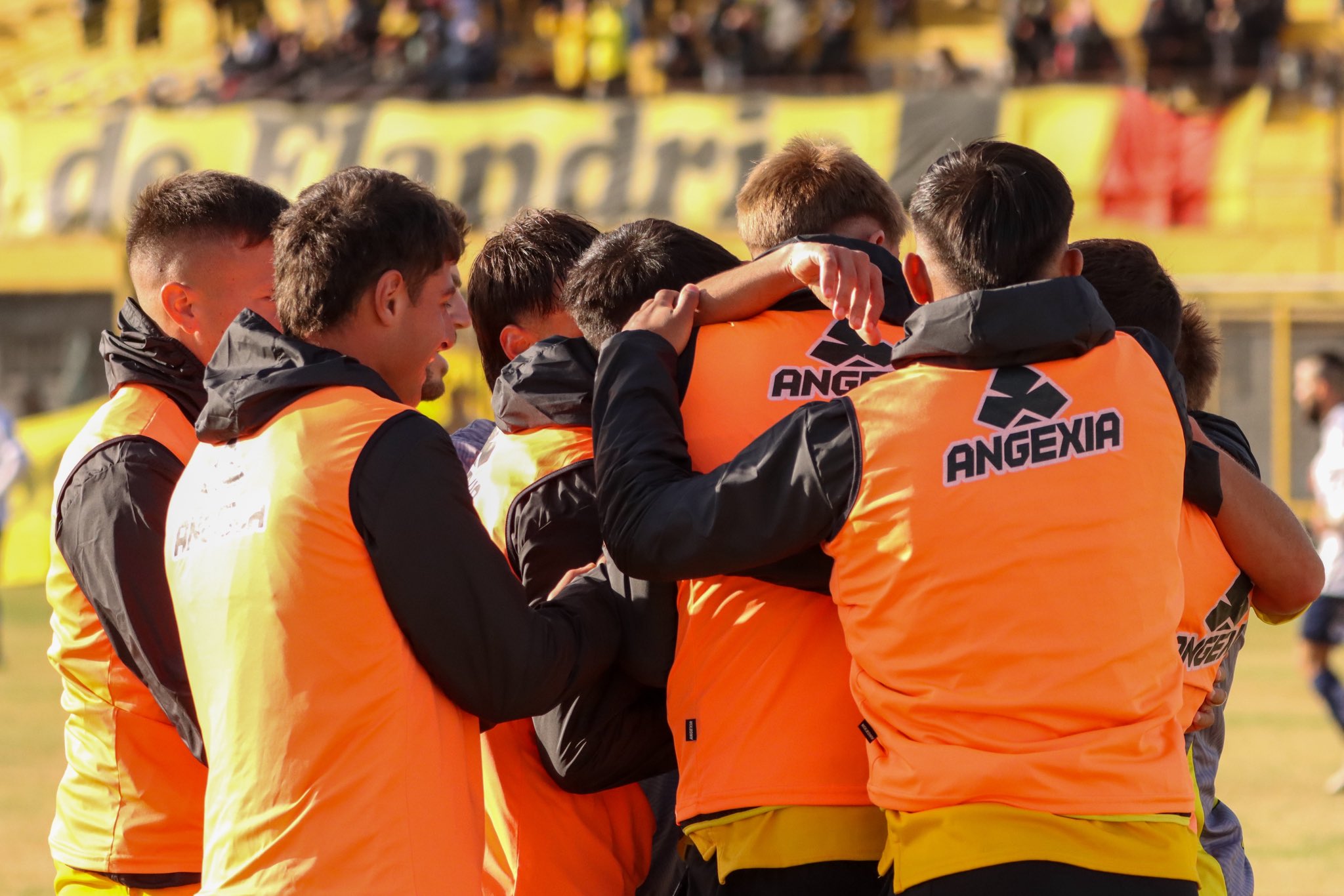 Flandria volvió a sonreír de local venciendo a Deportivo Merlo