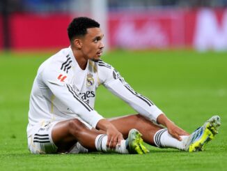 Alexander-Arnold, fuera de la lista de Inglaterra