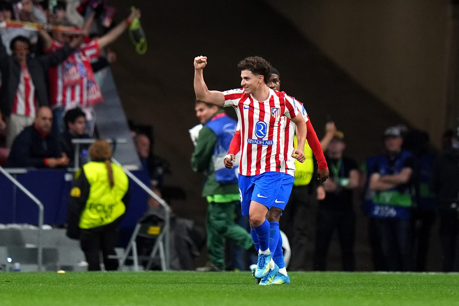Barcelona, decidido por Julián Álvarez: ya negocia y estudia oferta al Atlético