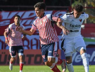 Fue 1 a 1 con goles de Villarreal y Sarmiento en Lomas de Zamora. Los Andes y Colón empataron para que festeje Morón