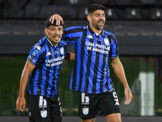 Atlético Tucumán goleó y eliminó a Talleres de Copa Argentina