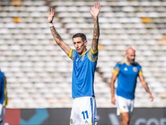 Ángel Di María fue silbado por la gente de Estudiantes durante