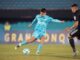 Insólitos errores del Blanquinegro decantaron en el 4 a 1. City Torque eliminó a Riestra en la noche de los goles en contra