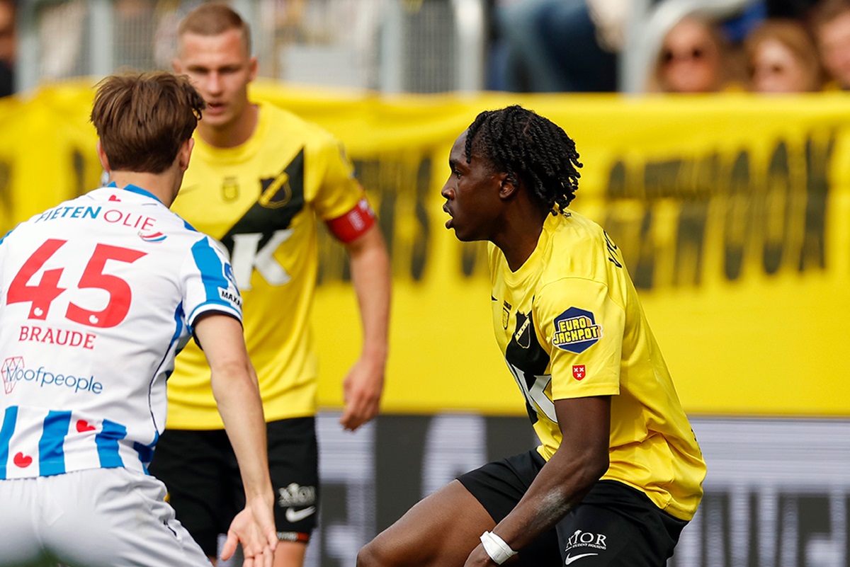 Los Aurinegros se van al descenso en la Eredivisie. NAC Breda y Heerenveen estuvo parado por pirotecnia en Holanda