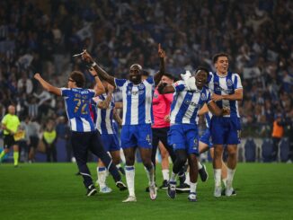 Porto gritó campeón en Portugal y vuelve a festejar tras cuatro años. Superando a Alverca por 1-0, el Dragao se borda su 31º estrella.