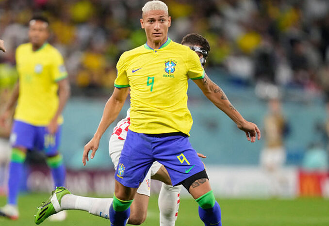 Richarlison y João Pedro encabezan la lista