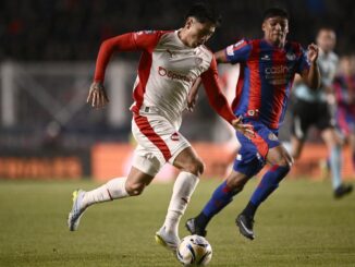 El Rojo venció al Cuervo por 2 a 1. Independiente le sacó el invicto a Álvarez en San Lorenzo y clasificó a playoffs