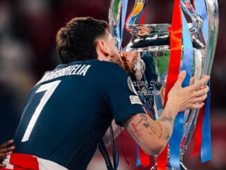 Khvicha Kvaratskhelia fue elegido el mejor jugador de la Champions League