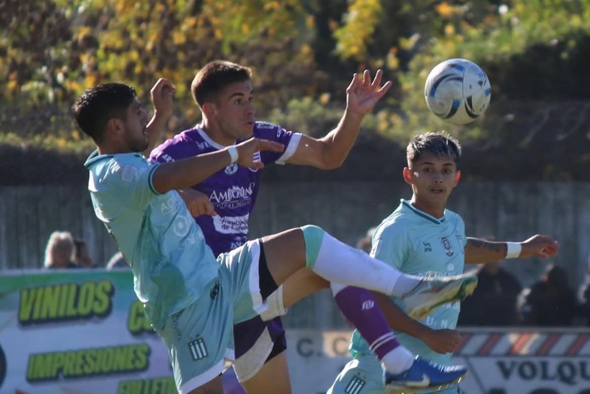 Villa Dálmine le ganó en la última a Excursionistas y sigue arriba