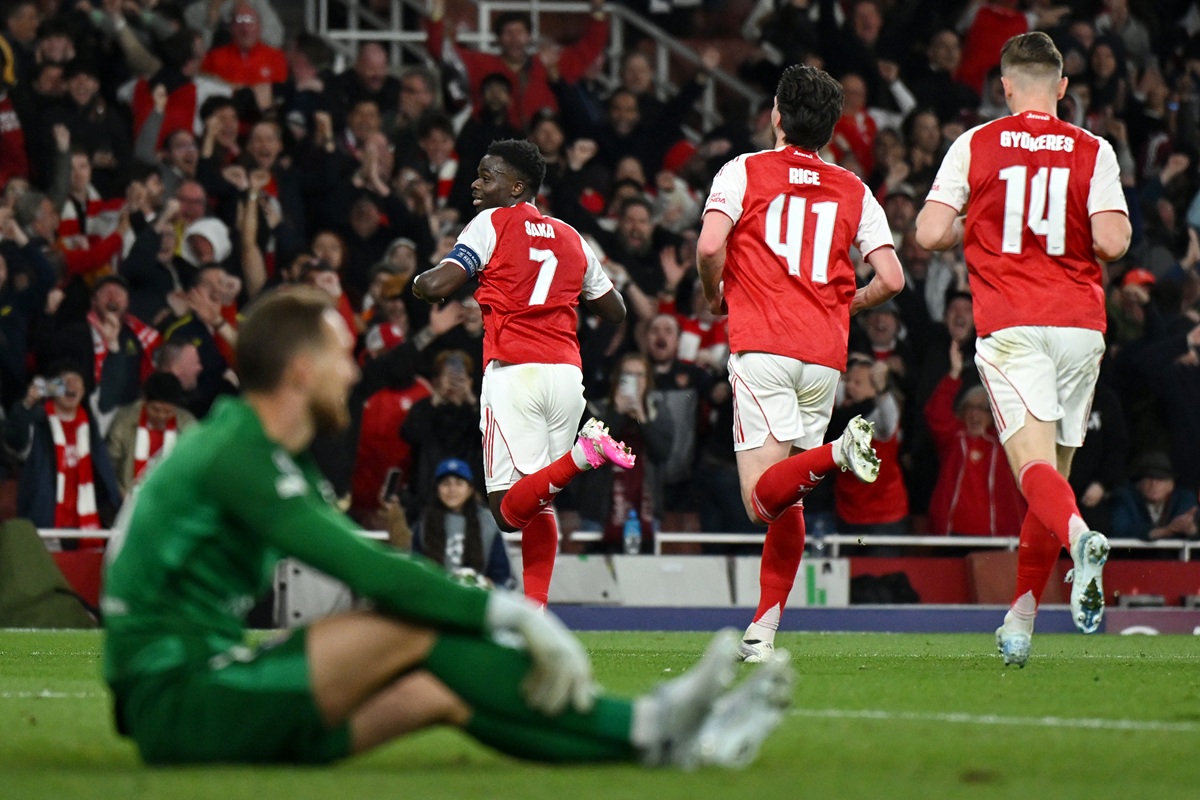 Bukayo Saka adelantó a Arsenal con otro gol en semifinales de Champions League
