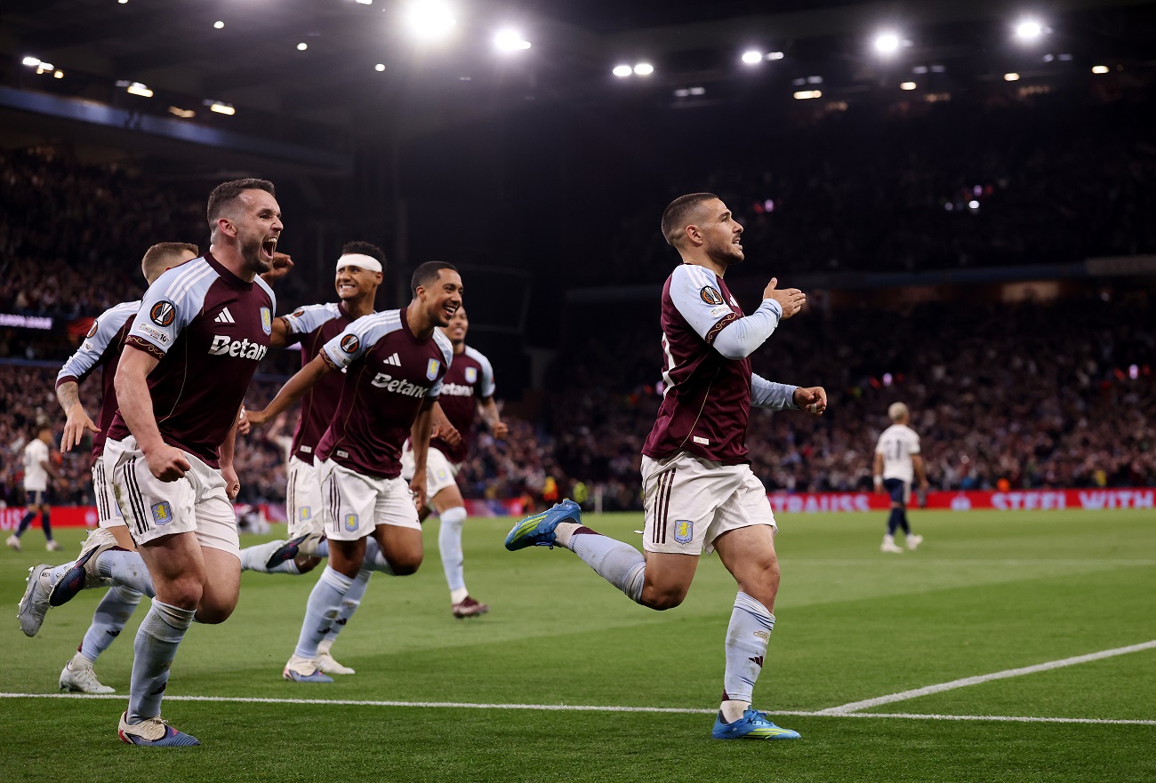 Aston Villa se metió en la final de Europa League con tremenda goleada sobre el Forest