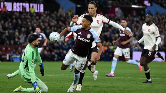 Los Villanos aplastaron a los Reds en la noche del viernes. Aston Villa le ganó una batalla a Liverpool y clasificó a Champions League