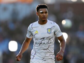 El delantero cayó mal frente a Liverpool y preocupó a Tuchel. Ollie Watkins tuvo un golpe en Aston Villa y alarmó a Inglaterra